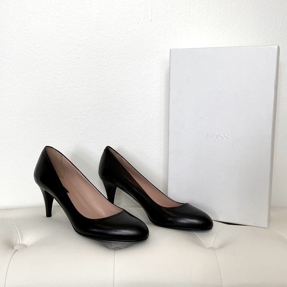 HUGO BOSS DAYLA BLACK LEATHER PUMP S SZ 8 - Picture 1 of 7